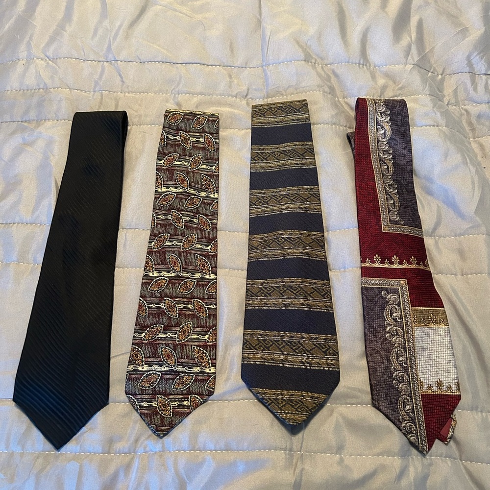 Ties multiple